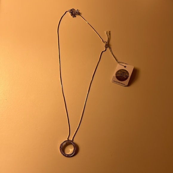 Swarvoski Crystal Necklace NWT - Picture 2 of 3